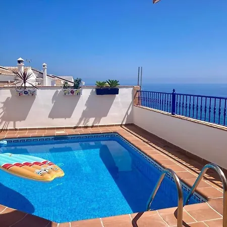 In With Private Pool And Sea View 别墅 内尔哈