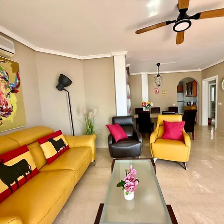 In With Private Pool And Sea View *