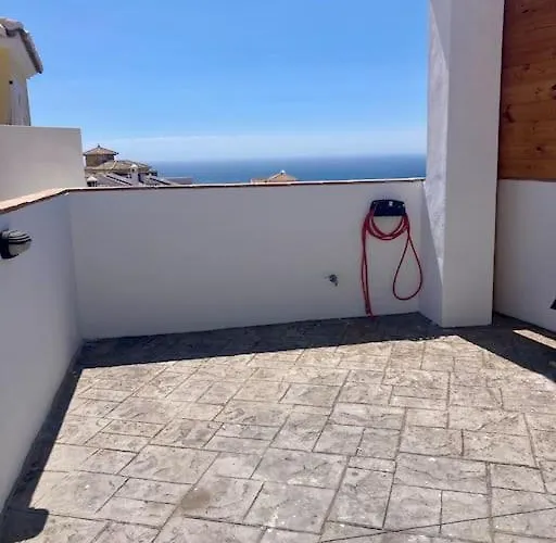 In With Private Pool And Sea View Villa Nerja