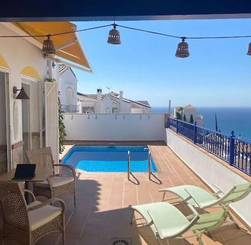 Villa In With Private Pool And Sea View *